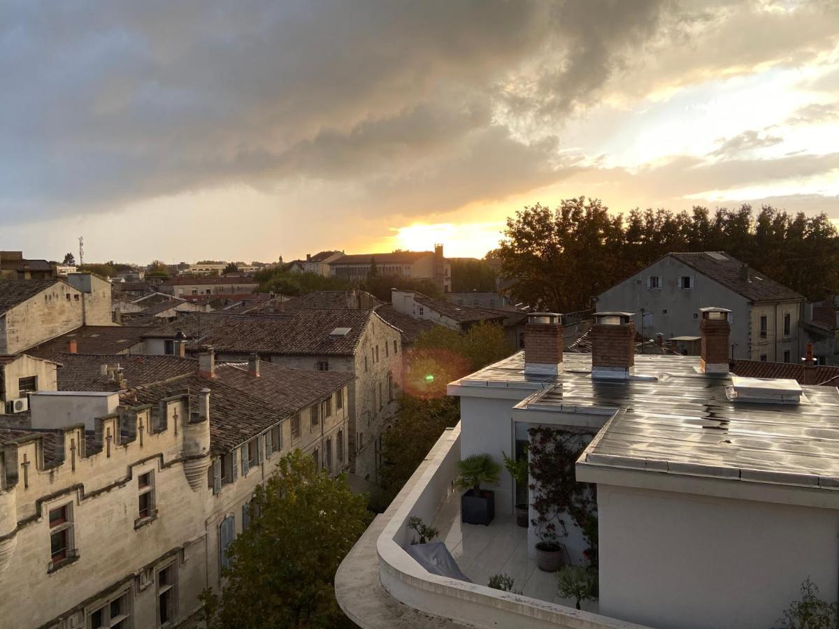 Apartamento Attique Saint Pierre - Dans Le Ciel Des Teinturiers Aviñón Exterior foto
